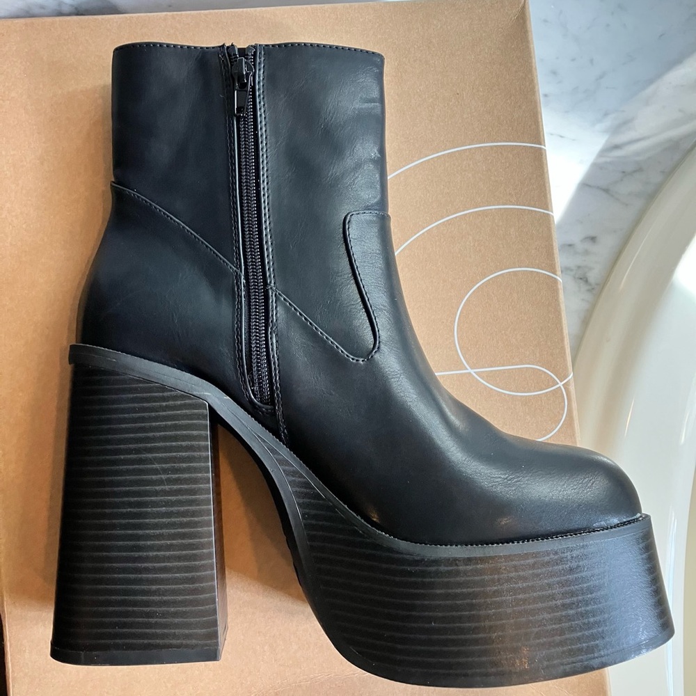 Urban Outfitters Platform Boot 10
